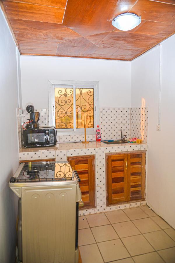 Appartement Meuble 2 Chambres Avec Salle De Bain - 1 Salon - 1E Cuisine - La Concorde - Quartier Nkomkana Yaoundé Exteriér fotografie